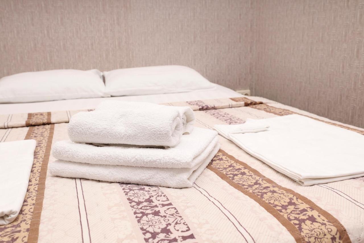 سوخومي Hotel Capri المظهر الخارجي الصورة